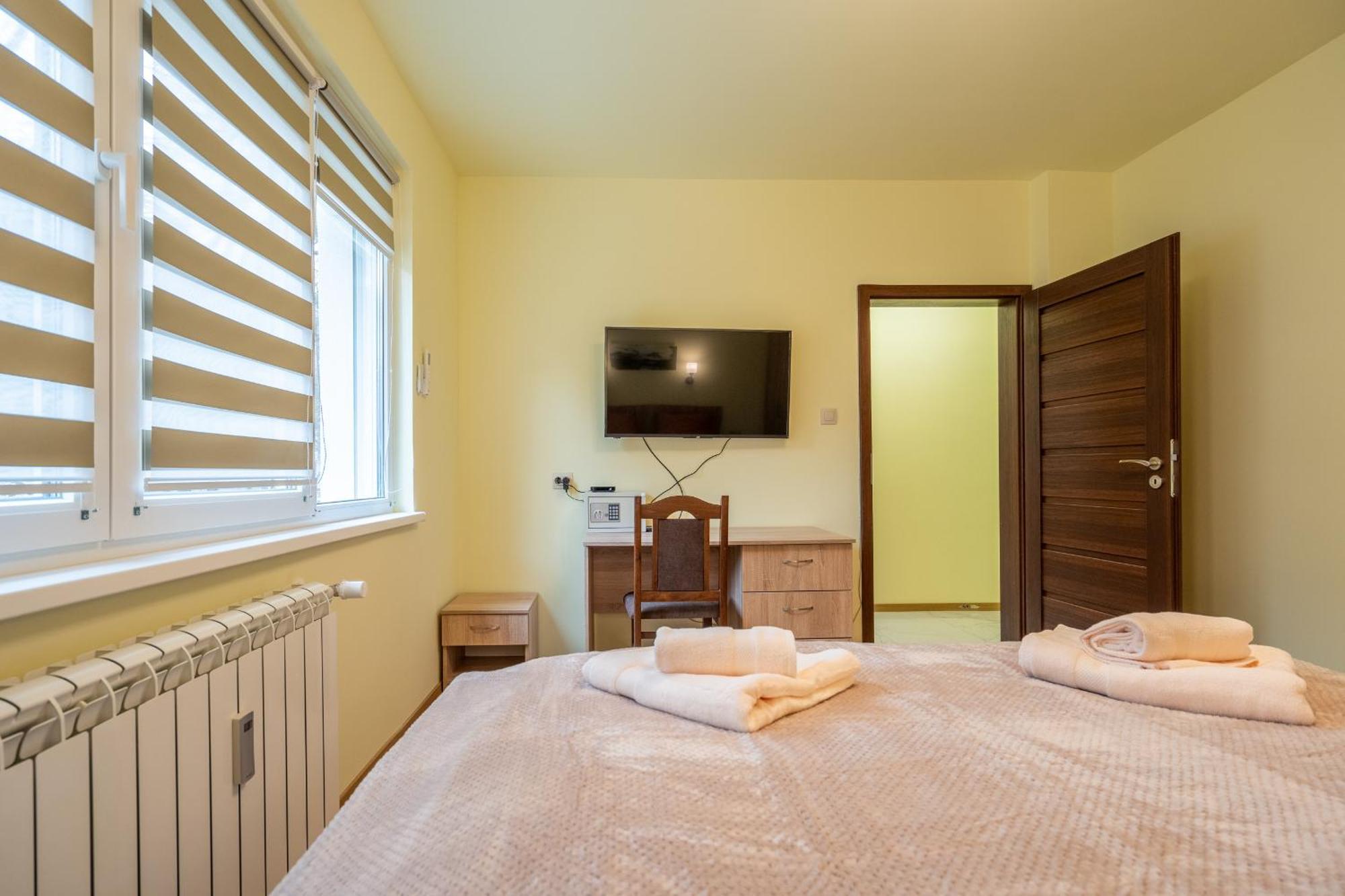 Top Location Central New & Spacious 3 Bdr Apt Medical Academy Sofía Exterior foto