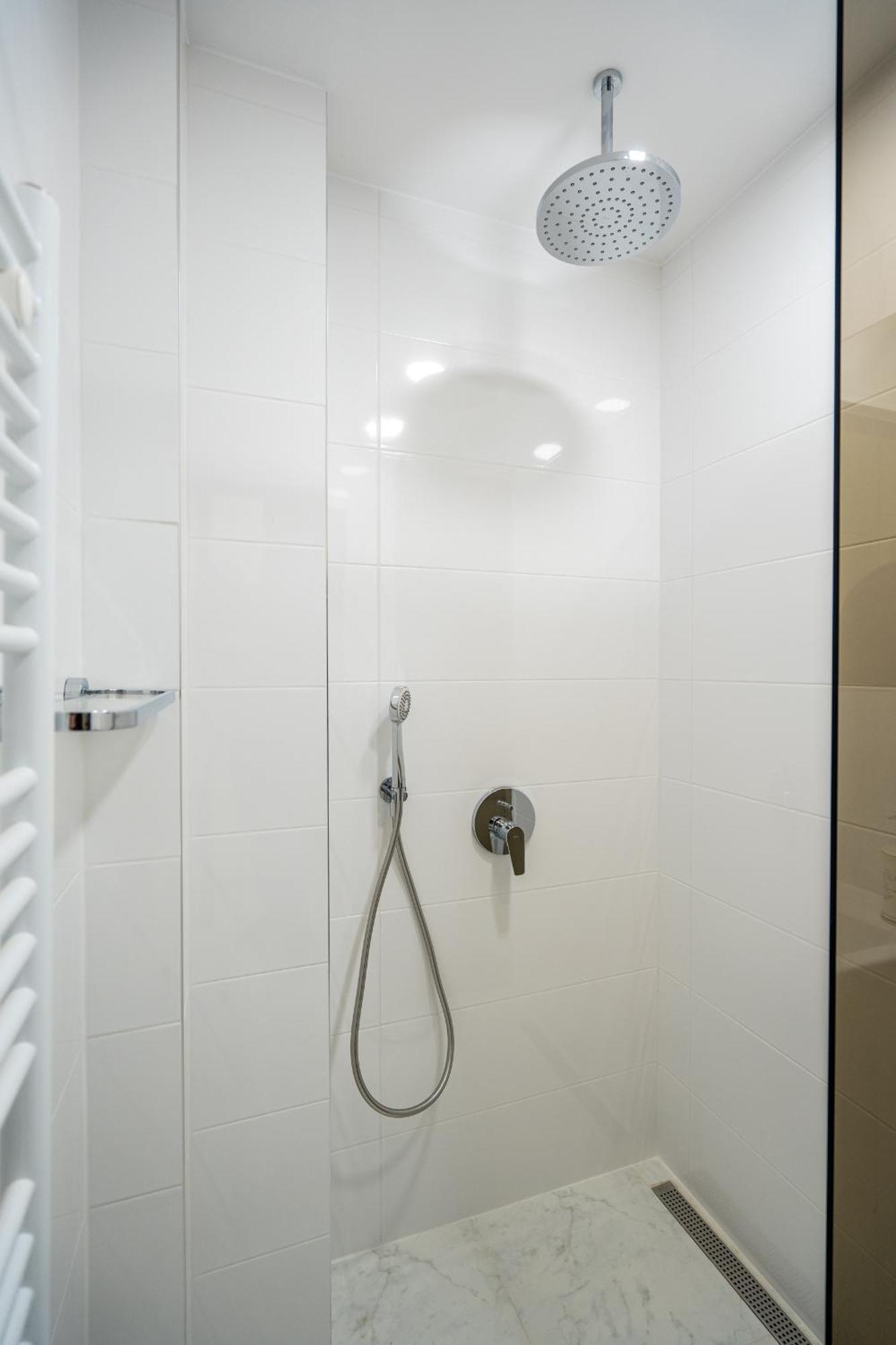 Top Location Central New & Spacious 3 Bdr Apt Medical Academy Sofía Exterior foto