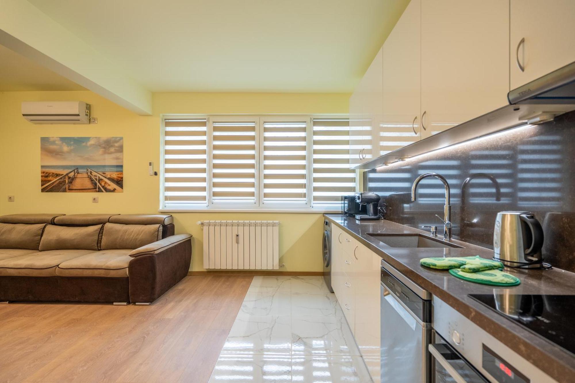 Top Location Central New & Spacious 3 Bdr Apt Medical Academy Sofía Exterior foto